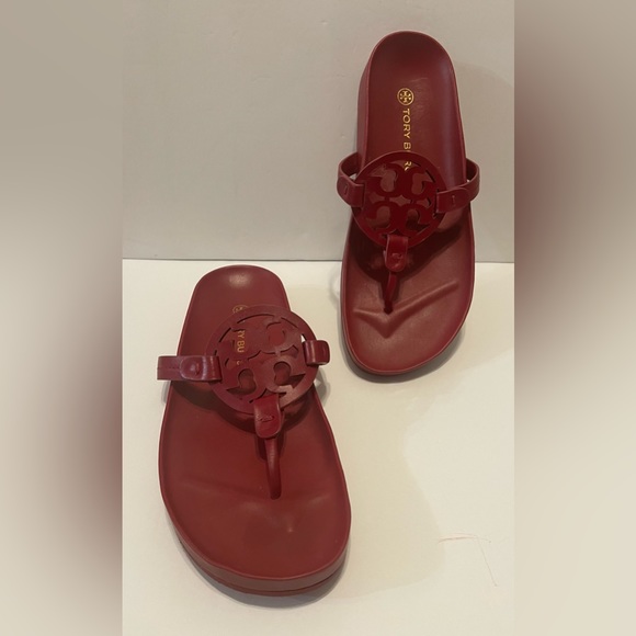 New Tory Burch Miller Cloud Red Leather Thong Sandals Size 9.5 🎁🎈 - Picture 5 of 10